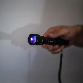 Lámpara UV LUX 28 – Detección precisa de fugas UV